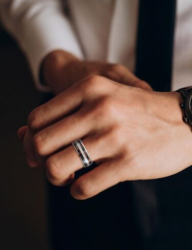 THREE KEYS JEWELRY خاتم زفاف من الفولاذ المقاوم للصدأ 316L مع ترصيع من الخشب الطبيعي in Kuwait