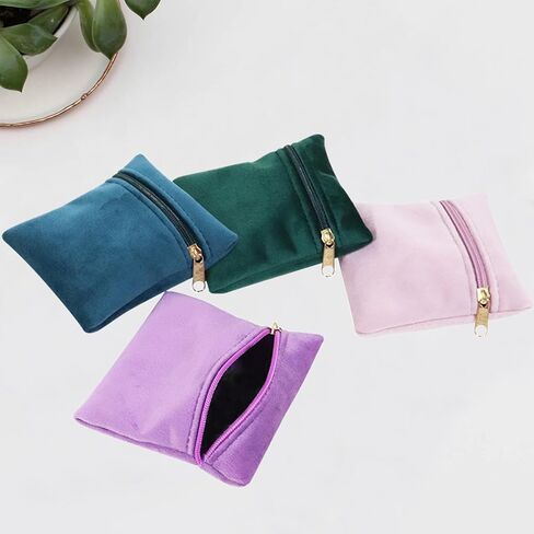 8 Pcs Small Velvet Jewelry Pouches with Zipper, 3.94" X 3.94" Padded Velvet Jewelry Pouch for Bracelets, Earrings, Necklaces, Rings, and Bangles Travel Jewelry Storage, (Mixed color) in Kuwait