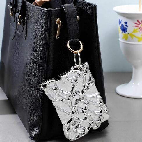 حامل بطاقات الصور بإطار من البلاستيك المطلي بالكهرباء مع سلسلة مفاتيح مطلية بالفضة، حامل بطاقات صور غير منتظمة، حامل شارة الهوية، سلاسل مفاتيح لبطاقات الصور لمشجعي البوب، حافظة بطاقات، سلسلة مفاتيح in Kuwait