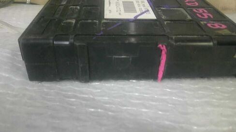 Engine ECM Electronic Control Module Center Dash Fits 02-03 Diamante MR578513 in Saudi Arabia