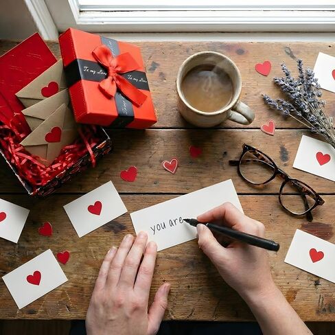 60 مذكرة حب صغيرة مع مظاريف، مجموعة بطاقات ملاحظات فارغة في صندوق هدايا، بطاقات هدايا شخصية له، لها، لصديقتك - DIY، هدايا عيد الأم للزوجة، بطاقة حب له، لها، صديقها، صديقة، زوجة، زوج، أنا أحبك ملاحظات لعيد الميلاد، الذكرى السنوية in Kuwait