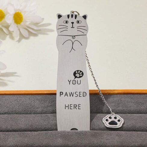 1-Piece Cat-Themed Metal Bookmark - Cute & Playful with Paw Charm, Three Styles Optional in Saudi Arabia