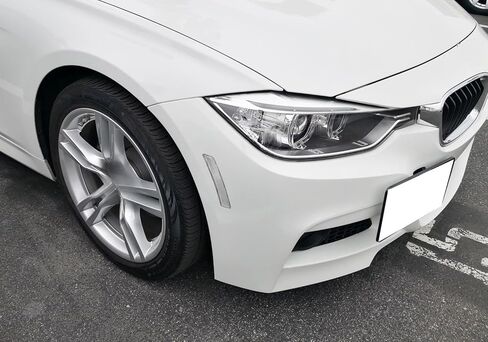 ملصقات iJDMTOY شفافة/بيضاء عاكسة للضوء متوافقة مع سلسلة 2016-2018 BMW F30 F31 LCI 3، 2014-2019 F32 F33 4 Series علامات جانبية للمصد الأمامي من العنبر in Saudi Arabia