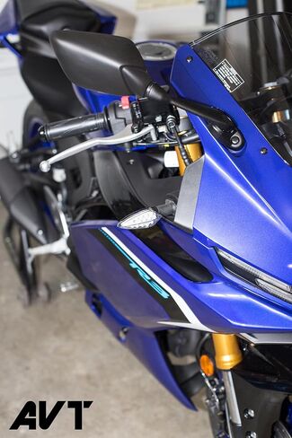 AVT YZF-R3 / R3 2025-2026 إشارات الانعطاف الأمامية LED in Kuwait