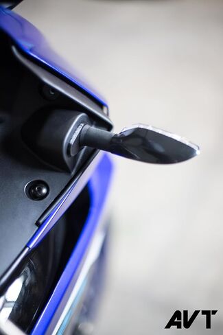 AVT YZF-R3 / R3 2025-2026 إشارات الانعطاف الأمامية LED in Kuwait