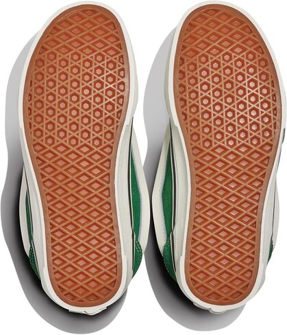 Vans Big Kids' Knu Skool Shoe | '90s Retro Puffy Low-Top Fashion Sneakers for Boys & Girls, Green, 6.5 in Saudi Arabia