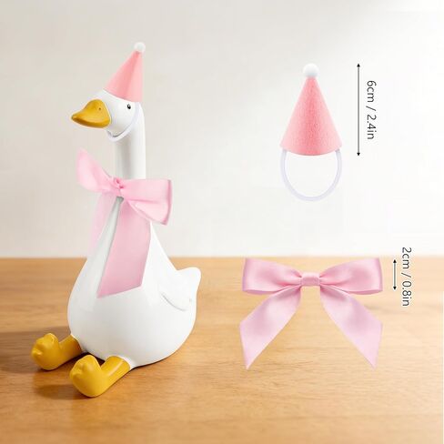 THAWAY مكتب أوزة - مع ملابس مكتب أوزة 7 بوصات - قبعة مخروطية صغيرة مع قوس وردي، ديكور مكتب للنساء ديكور أوزة سخيفة ديكور المنزل هدايا تدفئة مكتب in Kuwait