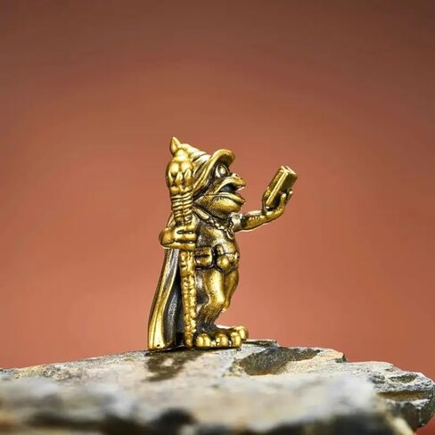 Vintage Brass Frog Wizard Statue Frog Holding A Magic Wand Ornament Small Animal Figurines Home Office Decoration Car Ornaments in Saudi Arabia