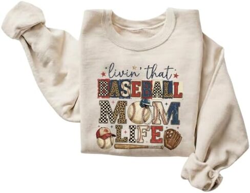 سترة FITIN للجنسين Livin' That Sports Mom Graphic ذات رقبة دائرية، بلوفر صوف مريح، بلوزة رياضية للأمهات المحبات للرياضة in Kuwait