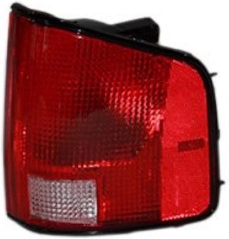 TYC 11-3008-01 Chevrolet/GMC/Isuzu Passenger Side Replacement Tail Light Assembly in Kuwait
