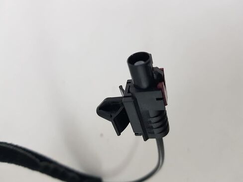 Genuine OEM 99250-S1600 Front View Camera Unit / 99250S1600 for Hyundai Santa Fe 21-22 in Kuwait