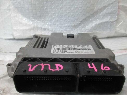 وحدة التحكم ECM للمحرك تناسب 12-13 متوافقة مع Ford Focus CM5A-12A650-ASE CM5A12A650ASE in Saudi Arabia