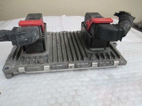 Engine ECM Control Module 2.4L 4 Speed Fits 11 200 05150541AD P05150541AD in Saudi Arabia