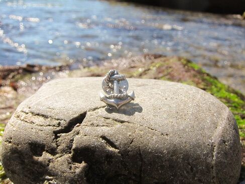 Jim Clift Design Anchor Lapel Pin in Kuwait