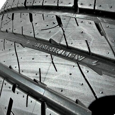 إطار باركلي أفيليوس UHP 235/40R19 96W XL لجميع المواسم 235/40ZR19 235/40/19 235/40-19 235 40 19 in Kuwait