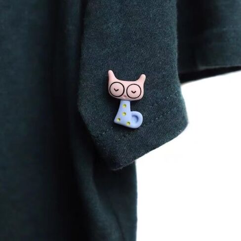Cashmere Coat Brooch Cute-Eyed Kittens and Rabbits Pin Badge Decoration for Coats Scarves Hats Bags Travel Office in Saudi Arabia