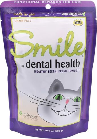 In Clover Smile Daily Dental Health Soft Chews for Cats, Support Healthy Teeth and Fresh Tongue with Catnip and Green Tea, Prebiotics, and Chlorophyll for Fresh Breath, 10.5 oz in Saudi Arabia