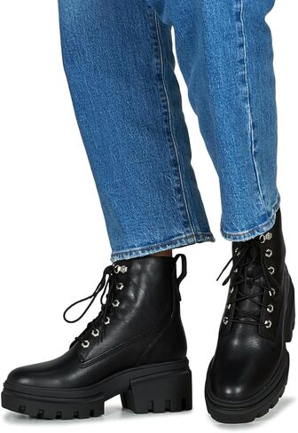 Timberland Women's Everleigh 6 Inch Lace-up Boot in Saudi Arabia