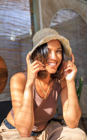 قبعة شمس من الكروشيه من Boho Hemp ذات حافة سلكية - قبعة شاطئ صيفية مصنوعة يدويًا وصديقة للبيئة بحافة واسعة - قبعة مهرجان خفيفة الوزن وقابلة للتعبئة ومسامية للنساء طبيعية in Kuwait