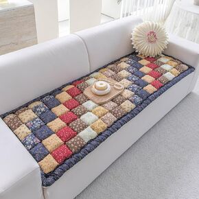 Patchwork Dog Couch Cover Protector, Quilted Pet Couch Cover for Dogs, Non Slip Sofa Seat Pad, Washable Pet Furniture Cover for Couch, Window Seat & Floor (Classic Patchwork, 27 x 70 inch) in Kuwait