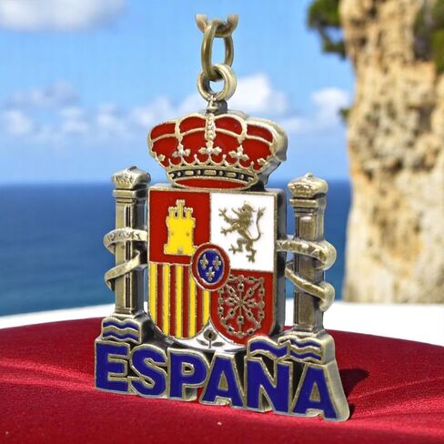 BDM Original metal keychain with engraving of Spain in letters and national flag, for men or women. in Kuwait