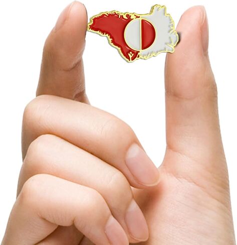 2/10/20/50/100Pcs Greenland Map Flag Pins Bulk - Metal Denmark Danish Dane Greenland Map National Lapel Pin Traveler Badge Souvenir Gifts in Saudi Arabia