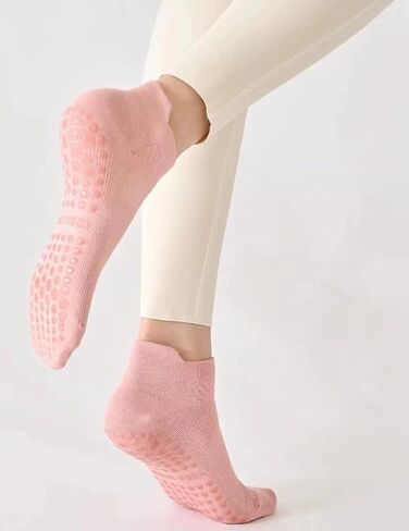 Women's Non-Slip Yoga Socks with Silicone Grips Cotton Ankle Sock for Pilates Barre Hospital Home Workouts‌ in Saudi Arabia