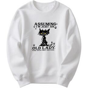 سويت شيرت نسائي بياقة دائرية مع قطة سوداء بارعة واقتباس تحفيزي - بلوفر كاجوال مريح لمحبي القطط in Kuwait