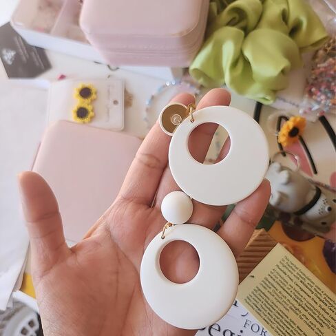 White Circle Hoop Earrings for Women, Resin Minimalist Boho Earrings, Unique Retro 70s Inspired Round Earrings for Parties, Daily Wear in Kuwait