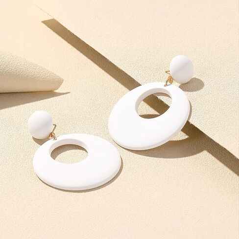 White Circle Hoop Earrings for Women, Resin Minimalist Boho Earrings, Unique Retro 70s Inspired Round Earrings for Parties, Daily Wear in Kuwait