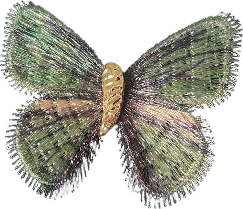 The fabric butterfly brooch clothing with pins is for women in Saudi Arabia