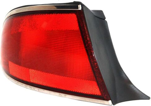 Garage-Pro Tail Light for BUICK CENTURY 97-05 LH Lens and Housing in Saudi Arabia