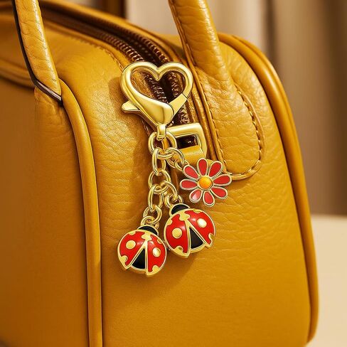 سلسلة مفاتيح الخنفساء - سلاسل مفاتيح على شكل زهرة ساحرة للنساء مع زهر أحمر نابض بالحياة وخنفساء رائعة، سلاسل مفاتيح لطيفة هدايا لمحبي الطبيعة in Kuwait