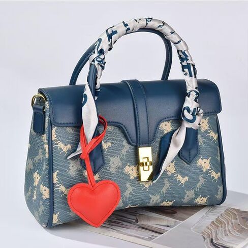 سلسلة مفاتيح على شكل قلب من الجلد مكونة من قطعتين من DESIAR للنساء والفتيات - إكسسوارات سلسلة مفاتيح على شكل قلب لطيفة لحقيبة اليد وحقيبة الظهر وحقيبة اليد (أحمر وأسود) in Kuwait