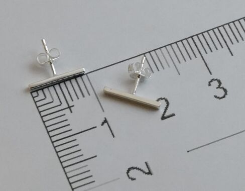 الحد الأدنى من الفضة الإسترليني الأنيقة على شكل عصا رقيقة وأقراط خطية على شكل شريط خطي لعيد الميلاد وعيد الحب وعيد الأم وعيد الميلاد - هدايا مصنوعة يدويًا للنساء (الفضة الاسترليني) in Kuwait