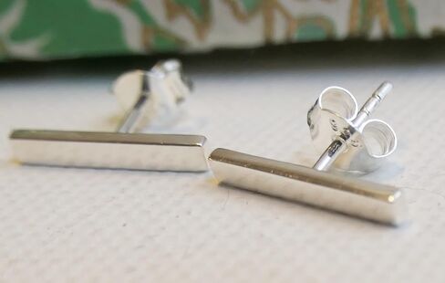 الحد الأدنى من الفضة الإسترليني الأنيقة على شكل عصا رقيقة وأقراط خطية على شكل شريط خطي لعيد الميلاد وعيد الحب وعيد الأم وعيد الميلاد - هدايا مصنوعة يدويًا للنساء (الفضة الاسترليني) in Kuwait