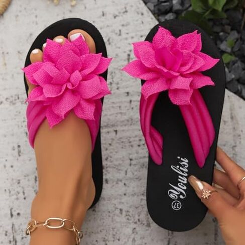 Women's Floral Platform Flip Flops - Summer Boho Sandals with Big Flower Decoration - Lightweight Non-Slip Beach Thong Slippers for Vacation in Saudi Arabia
