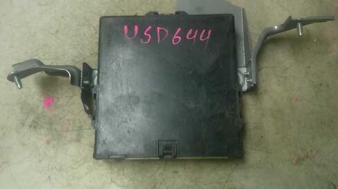 06 متوافق مع وحدة التحكم الإلكترونية Toyota Camry Engine ECM 89661-06D91 8966106D91 in Kuwait