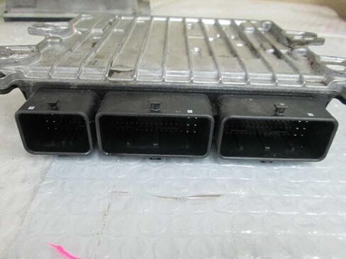 Engine Control Unit ECM 22-24 Compatible with Subaru Compatible with Legacy DEF041-002 B1 DEF041002B1 22765AS461 in Saudi Arabia