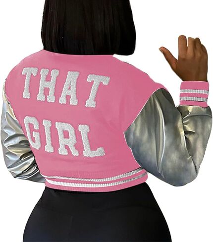 جاكيت اسكواش للنساء من Xaspee جاكيت قصير للبيسبول فضي من الجلد الصناعي بأكمام مطرزة من الخلف ليترمان جاكيت منفوخ in Kuwait