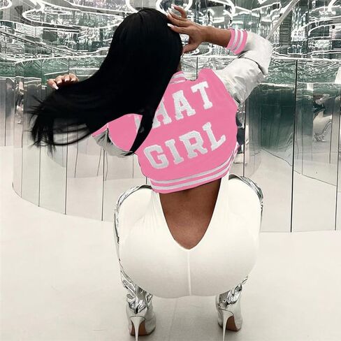 جاكيت اسكواش للنساء من Xaspee جاكيت قصير للبيسبول فضي من الجلد الصناعي بأكمام مطرزة من الخلف ليترمان جاكيت منفوخ in Kuwait