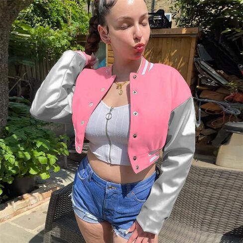 جاكيت اسكواش للنساء من Xaspee جاكيت قصير للبيسبول فضي من الجلد الصناعي بأكمام مطرزة من الخلف ليترمان جاكيت منفوخ in Kuwait