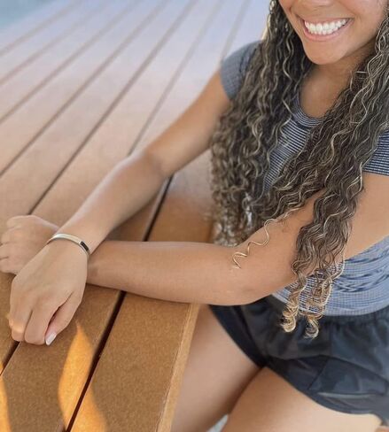 مجموعة هدايا المناولة الأولى من SAM & LORI Daughter - سوار + قلادة in Kuwait