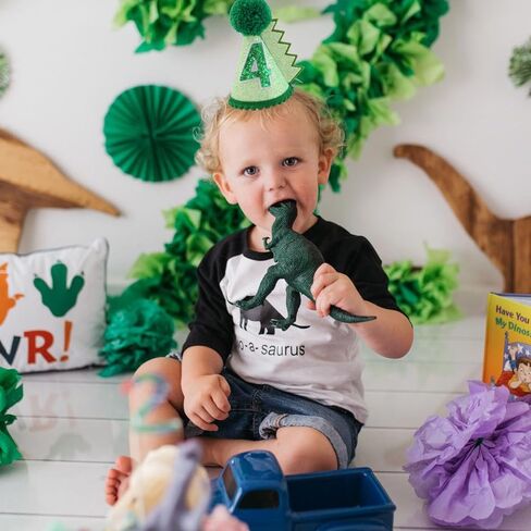 قبعة عيد ميلاد الديناصور باللون الأخضر لعمر 4 سنوات، زينة قبعة عيد ميلاد للأطفال البنات والأولاد مصنوعة يدويًا من الزي الطبيعي قبعة حفلات عيد الميلاد الأولى in Kuwait