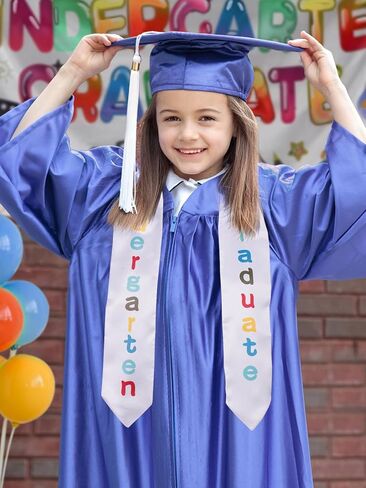 سرق التخرج من رياض الأطفال من Cosweet - وشاح التخرج لمرحلة ما قبل المدرسة مطبوع للجنسين 2024 للأولاد والبنات هدايا لطيفة in Kuwait