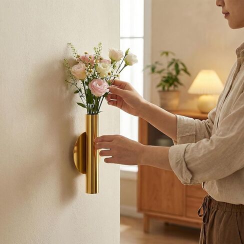 2 PCS Gold Circular Vases for Flowers, Metal Hanging Plant Holder Small Gold Tube Wall Planter Hanging Vase for Modern Home Decor Display Faux & Dried Flowers in Kuwait