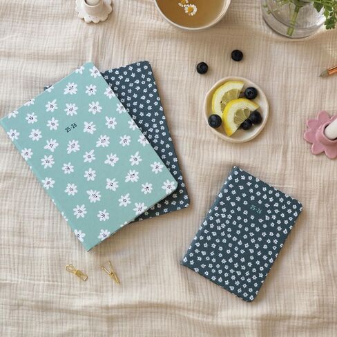 Letts of London® Daisies Academic Weekly/Monthly Planner، أغسطس 2025 إلى يوليو 2026، عرض أسبوعي، تجليد مخيط، متعدد اللغات، مقاس A6، 5.875 بوصة × 4.125 بوصة، نعناعي (C031869-26) in Kuwait