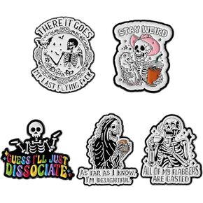 دبابيس المينا للهالوين، دبابيس Emo Goth Punk Horror Grunge للسترات وحقائب الظهر وقبعة، أشياء زخرفية سوداء للرجال والنساء in Kuwait
