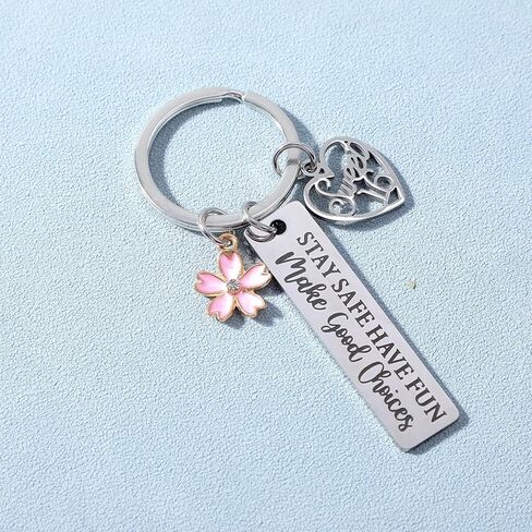 Ouligay Sweet 16 هدايا سلسلة المفاتيح للفتيات، هدية عيد الميلاد السادس عشر للفتيات في عيد الميلاد، هدايا حلوة ستة عشر لفتاة تبلغ من العمر 16 عامًا، هدايا تزيين الحفلات السادسة عشر للفتيات المراهقات والابنة والأخت أفضل صديق in Kuwait