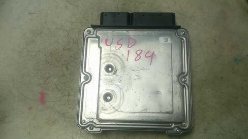 وحدة التحكم في المحرك ECM 2.0L Turbo تناسب 16 متوافقة مع Audi A4 8K5 907 115 P 8K5907115P in Saudi Arabia